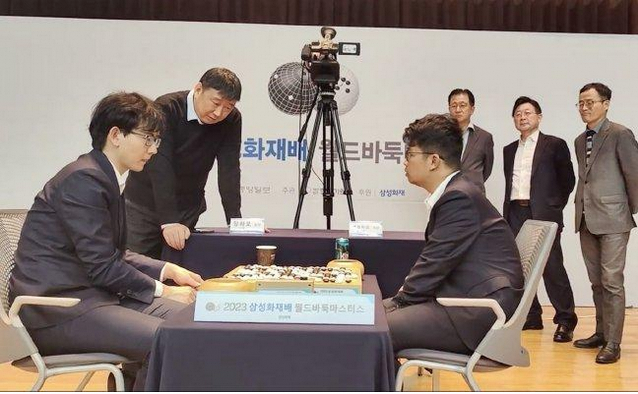 三星杯决赛次局谢尔豪妙手频出上演攻杀名局（多谱）